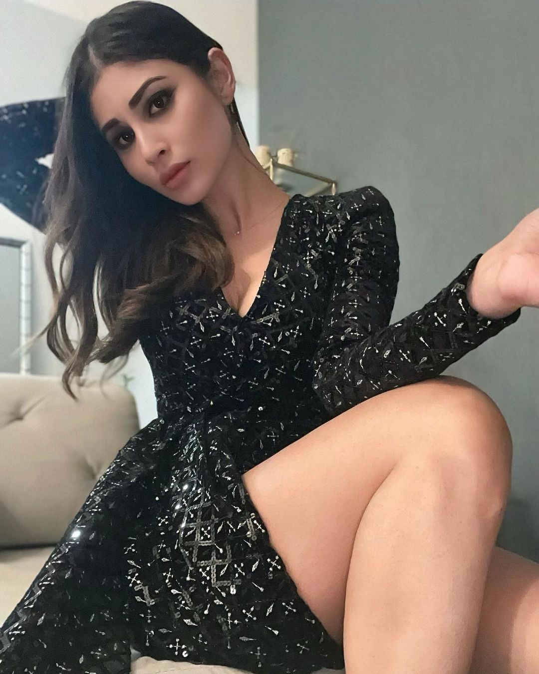 mouni roy,mouni roy news,mouni roy hot photos,mouni roy news,mouni roy hot look,entertainment