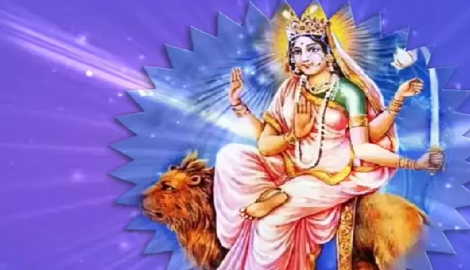 शारदीय नवरात्रि 2025: मां कात्यायनी की पूजा से कैसे मिलती है चारों पुरुषार्थों की प्राप्ति, जानें विधि, भोग, कथा और मंत्र