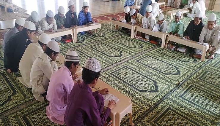 madhya pradesh,bhopal,madarsa,madarsa have a cow shelter,islam,weird news in hindi