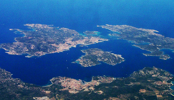 hidden gems in italy to explore,off the beaten path destinations in italy,unique places to visit in italy,unconventional italian attractions,secret places to discover in italy,unusual italian landmarks to explore,less touristy places in italy to visit,quirky italian destinations to discover,italy best-kept secrets,little-known italian wonders to explore