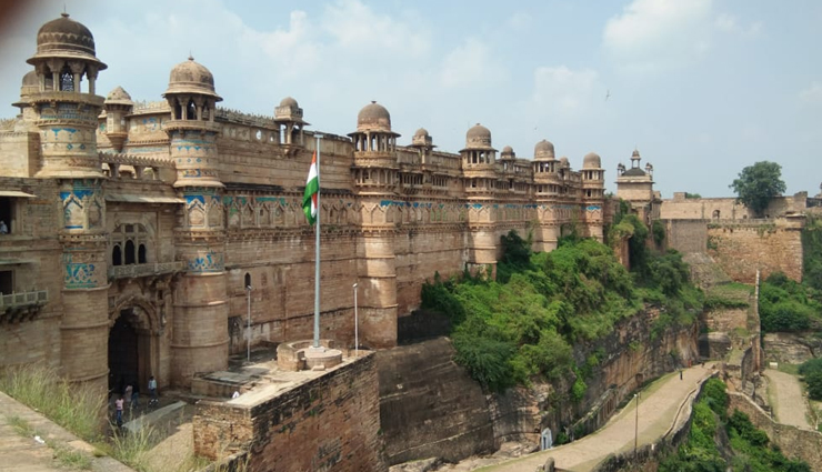 indias heart madhya pradesh is known for its beauty,know the tourist places here,holiday,travel,tourism