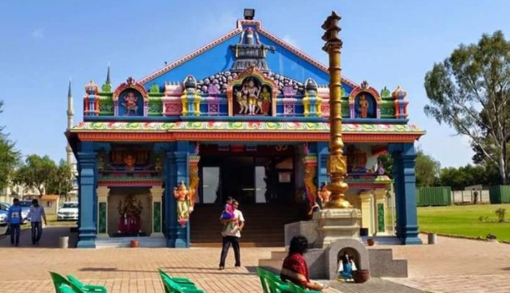 shiv temples outside india,sawan pilgrimage destinations,visit six shiv temples during sawan,sacred temples for sawan pilgrimage,sawan yatra: six shiv temples abroad,international shiv temples for sawan visit