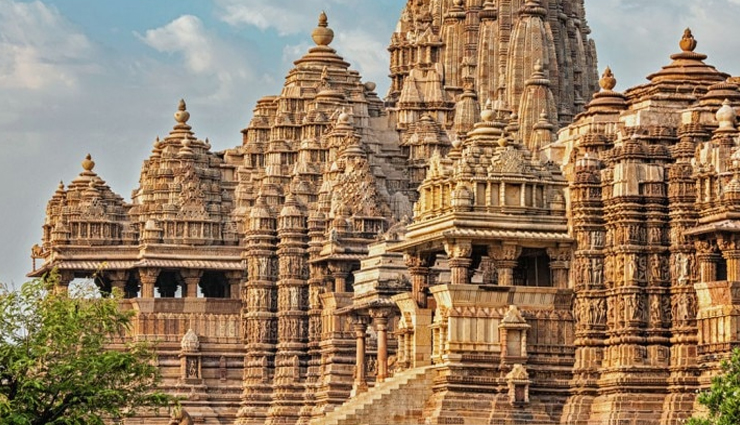 madhya pradesh,places to visit in madhya pradesh,khajuraho,pachmarhi,bhopal,indore,ujjain