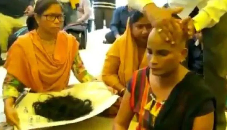 मध्य प्रदेश : महिला टीचर ने सिर मुंडवाकर राहुल गांधी को भेजे केश, जानिए क्या है वजह