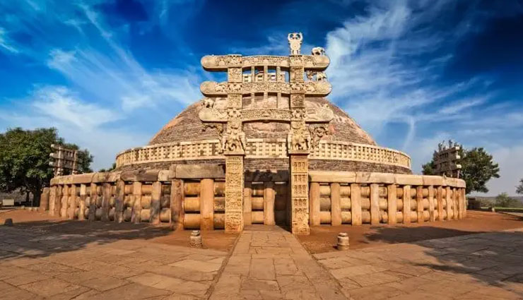 madhya pradesh,least explored places of madhya pradesh,pitambara peeth,narwar fort,asirgarh fort,chauragarh mandir