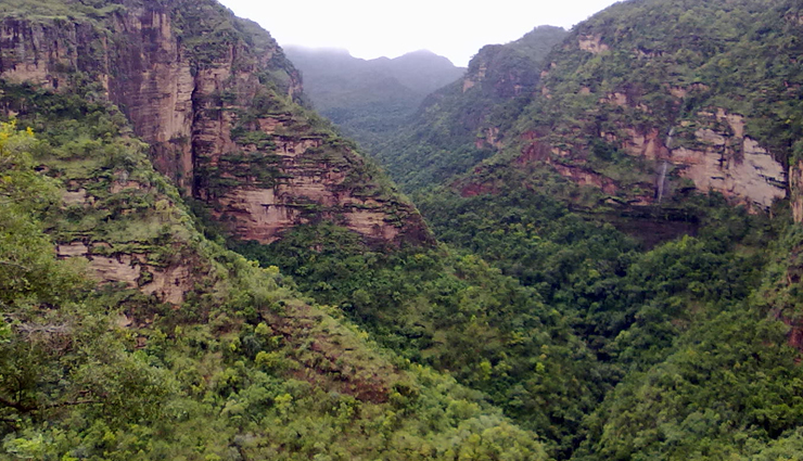 madhya pradesh,places to visit in madhya pradesh,khajuraho,pachmarhi,bhopal,indore,ujjain