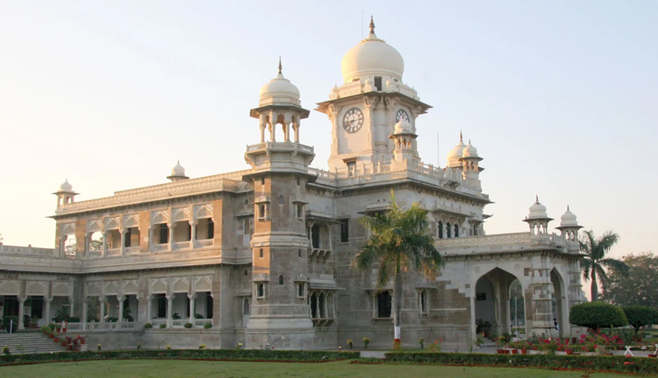 madhya pradesh,places to visit in madhya pradesh,khajuraho,pachmarhi,bhopal,indore,ujjain