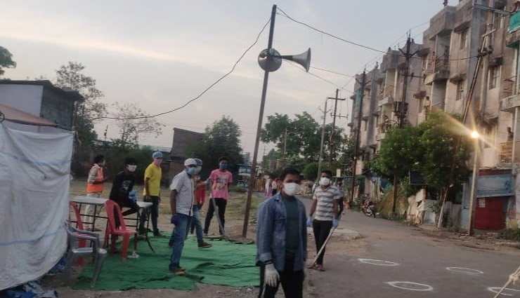 इस राज्य में बिगड़े हालात, कोरोना संक्रमण 52 में से 50 जिलों में फैला; सरकार ने कहा - ईद अपने घरों में मनाएं
