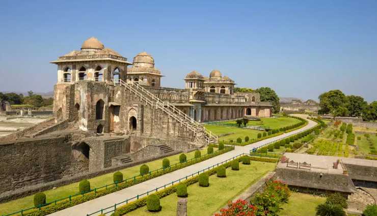 bhopal,indore,gwalior,jabalpur,ujjain,khajuraho,sanchi,mandu,orchha,amazing tourist destination,amazing tourist destination in madhya pradesh,madhya pradesh tourism,places to visit in madhya pradesh