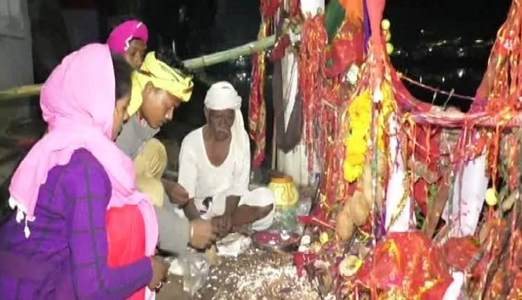 weird news in hindi,mahdya pradesh,tantrik mela,fair