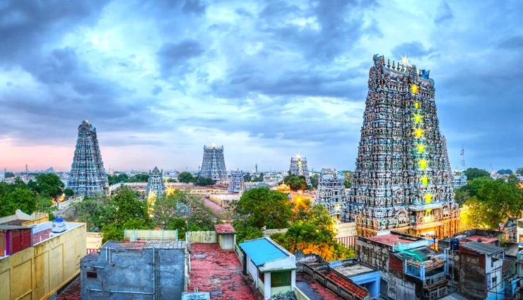 madurai temples,famous temples in madurai,must-visit temples madurai,madurai temple city,dravidian architecture,meenakshi amman temple,madurai tourism,sacred temples madurai,madurai pilgrimage sites,iconic temples madurai,best temples in madurai