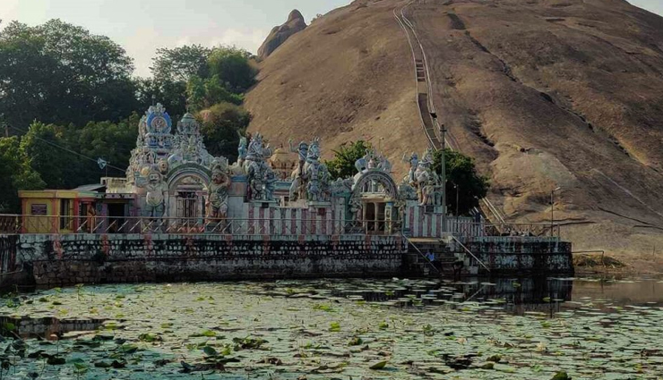 sightseeing in madurai,madurai,meenakshi temple,vaigai dam,alagar kovil,meghamalai,samanar hills,mariamman teppakulam