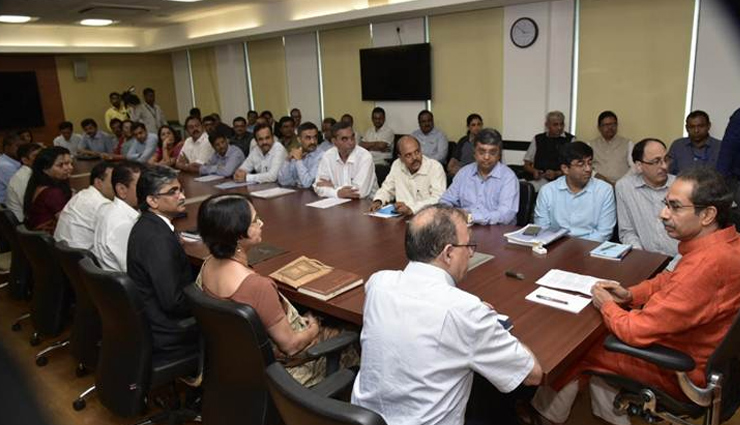 maharashtra govt,maharashtra govt to cover 12 crore people,mjpjay,mahatma jyotiba phule jan arogya yojana,public health department,news