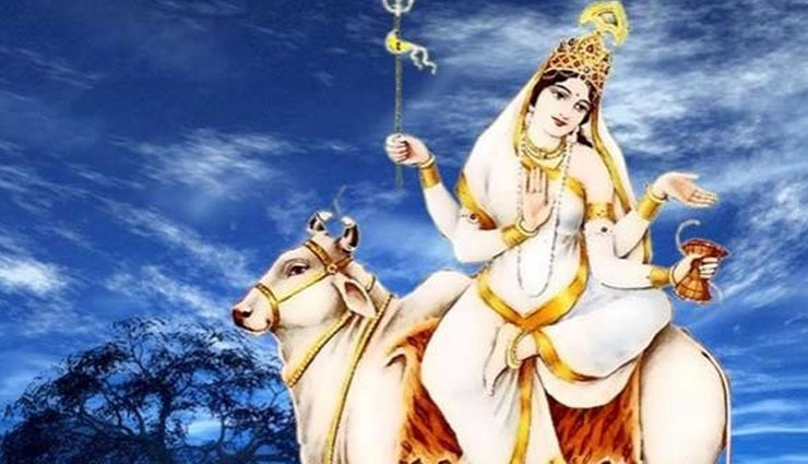 नवरात्रि स्पेशल : महागौरी दिलाती है पापों से मुक्ति, जानें पूजन की पूर्ण-विधि 
