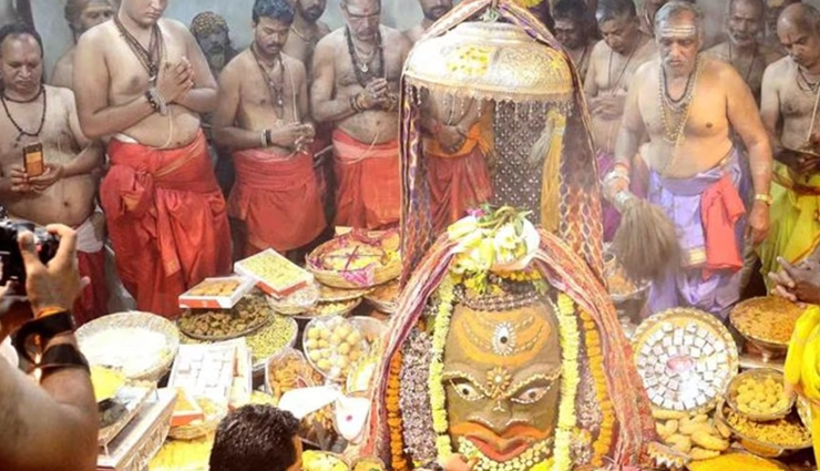 mahakaleshwar jyotirlinga guide,everything about mahakaleshwar jyotirlinga,mahakaleshwar jyotirlinga temple details,history of mahakaleshwar jyotirlinga,significance of mahakaleshwar jyotirlinga,spiritual importance of mahakaleshwar temple,mahakaleshwar jyotirlinga darshan,rituals and ceremonies at mahakaleshwar temple,legends and stories of mahakaleshwar jyotirlinga,how to reach mahakaleshwar temple,mahakaleshwar temple timings and festivals,mahakaleshwar jyotirlinga architecture,devotional experiences at mahakaleshwar temple,mahakaleshwar jyotirlinga pilgrimage,offering and aarti at mahakaleshwar temple,accommodation near mahakaleshwar jyotirlinga,mahakaleshwar temple travel tips,prayers and mantras at mahakaleshwar temple,mahakaleshwar jyotirlingas divine energy,mahakaleshwar temples role in hinduism,mahakaleshwar jyotirlingas spiritual aura,mahakaleshwar jyotirlinga and lord shiva,mahakaleshwar temples cultural heritage,mahakaleshwar jyotirlinga and ujjains history,experiencing devotion at mahakaleshwar temple