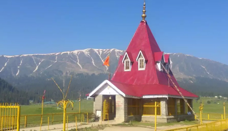 gulmarg tourism attractions,top things to do in gulmarg,best places to visit in gulmarg,gulmarg sightseeing guide,scenic spots in gulmarg,gulmarg travel tips,must-see attractions in gulmarg,gulmarg tourist destinations,things to see in gulmarg,gulmarg adventure activities