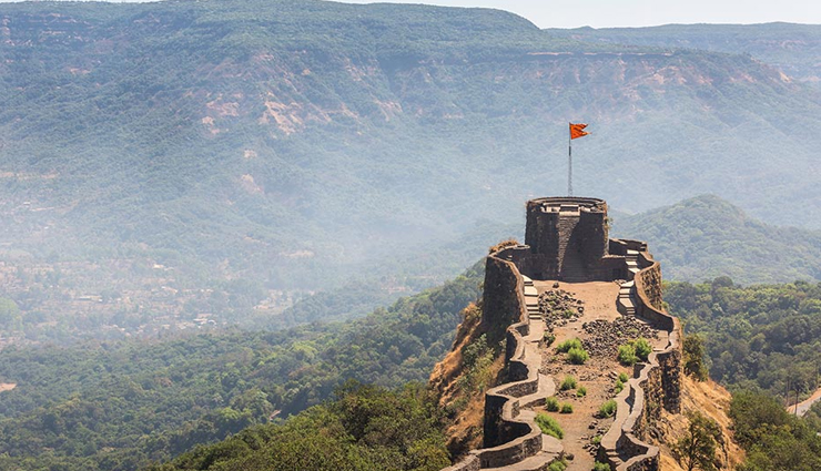 maharashtra,places to visit in maharashtra mumbai,aurangabad,ajanta & ellora caves,shirdi,rajmachi,lonavala,alibaug