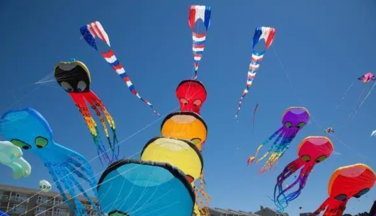 festivals of maharashtra,maharashtra,festivals in india,india,ganesh chaturthi,gudi padwa,makar sankranti,nashik kumbh mela,shivaji jayanti,ellora festival,kala ghoda arts festival