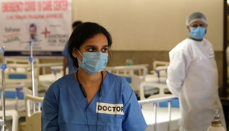 महाराष्ट्र: कोरोना से एक दिन में सबसे ज्यादा 985 लोगों की हुई मौत, 63,309 मिले मरीज