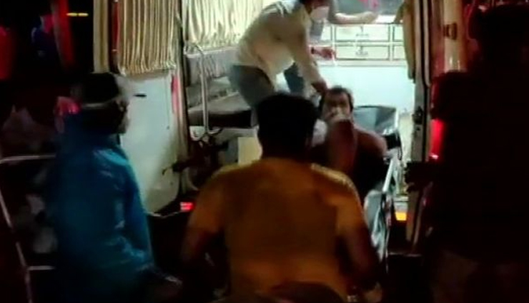 महाराष्ट्र: विरार के कोविड सेंटर में लगी आग, ICU में 13 मरीजों की मौत