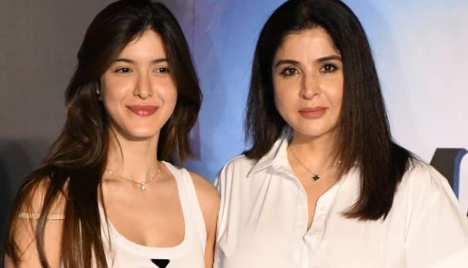 fatima sana shaikh,actress fatima sana shaikh,metro in dino,dangal,fatima eve teasing,aap jaisa koi,maheep kapoor,shanaya kapoor,aankhon ki gustaakhiyan movie,sanjahy kapoor