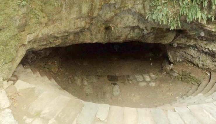 nepal sightseeing,tourist destinations,pashupatinath temple visit,boudhanath stupa exploration,nagarkot sunrise,pokhara valley attractions,mahendra cave adventure,lumbini pilgrimage,swayambhu mandir tour,himalayan vistas,spiritual journey,cultural immersion,unesco world heritage sites,nature photography,religious landmarks,buddhist pilgrimage,historical exploration,natural wonders,mountain panoramas,adventure travel