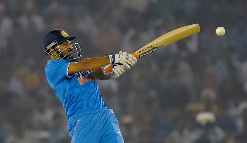 mahendra singh dhoni,ms dhoni,ms dhoni birthday,mahendra singh dhoni birthday,magic bat