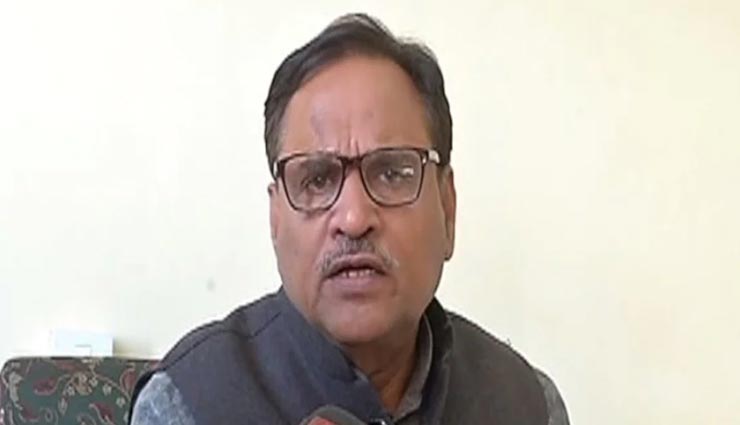 जयपुर : मुख्य सचेतक महेश जोशी का कटा चालान, शादी में खिंचवाई बिना मास्क के फोटो