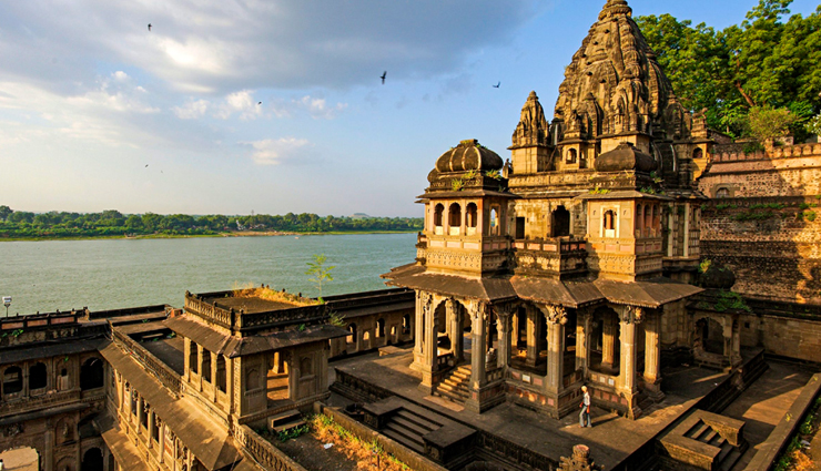 tourist places in madhya pradesh,best places to visit in madhya pradesh,top tourist destinations in madhya pradesh,famous tourist spots in madhya pradesh,explore madhya pradesh tourist attractions,must-visit places in madhya pradesh,madhya pradesh travel guide,discover the beauty of madhya pradesh,madhya pradesh tourism highlights,tourist spots and landmarks in madhya pradesh