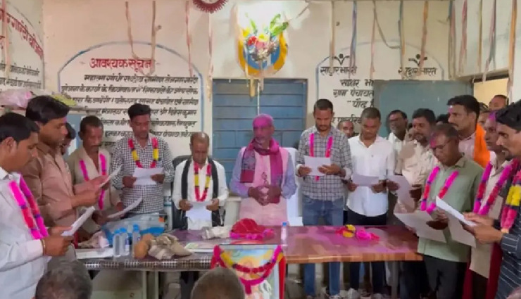 महिला सशक्तिकरण का मजाक, छत्तीसगढ़ में 6 महिला पंचों की जगह उनके पतियों ने ली शपथ