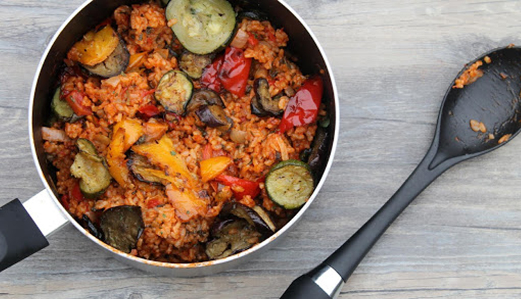 dishes in cairo,egypt,cairo egypt,molokhia,falafel,ful medames,mahshi,koshary,travel,holidays,travel guide