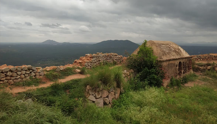 amazing places to visit near bangalore for a weekend,hill stations to visit near bangalore within 300 km,best day trips from bangalore for nature lovers,top places to visit around bangalore in summer,scenic destinations near bangalore for family trips,best destinations for a road trip from bangalore,top waterfalls to visit near bangalore,places to explore near bangalore with friends,romantic destinations near bangalore,adventure spots near bangalore for a quick getaway