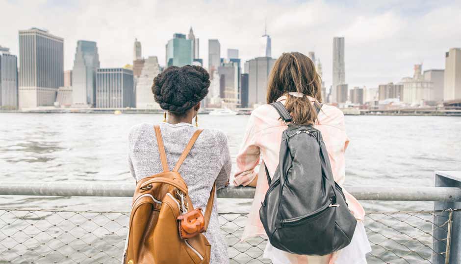 9 Tips To Help You Make Friends in a New City