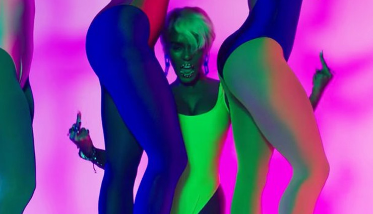 flashback 2018,best songs of year,best songs,make me feel,janelle monae,space cowboy,kacey musgraves,middle america,stephen malkmus,no tears left to cry,ariana grande,hurt to look,swae lee