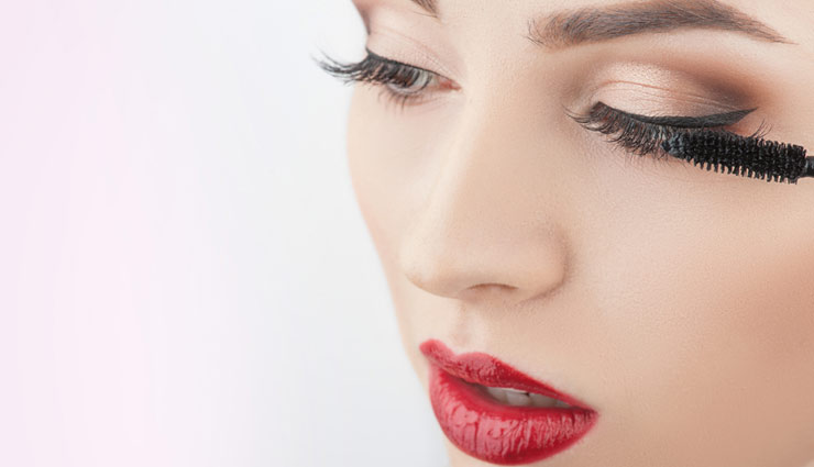 दिवाली पर मेकअप से पाए डिफरेंट लुक, आजमाकर देखें ये ब्यूटी टिप्स