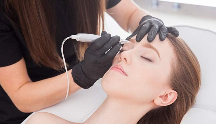 इन लेटेस्ट टेक्नोलोजी से पाएं पर्मानेंट मेकअप, खूबसूरती रहेगी सालों-साल बरकरार