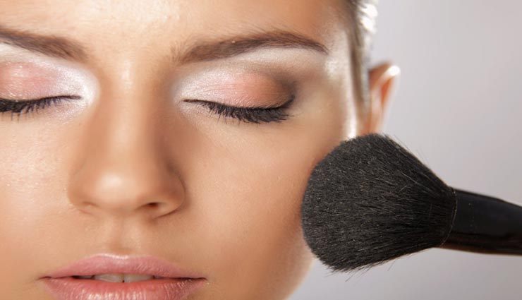 makeup tips,makeup tips in hindi,summer makeup tips,makeup tips for sweat