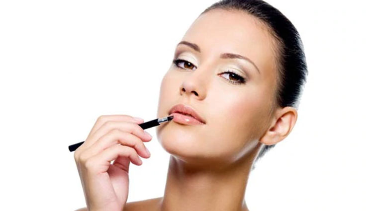 make up mistakes,make up mistakes that make you look old,make up mistakes to avoid,skin care tips,beauty tips,makeup tips