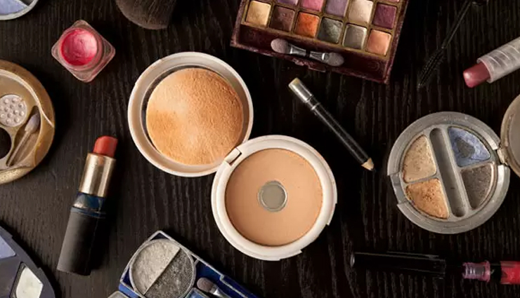expiry makeup,tips to identify expiry makeup,makeup tips,beauty