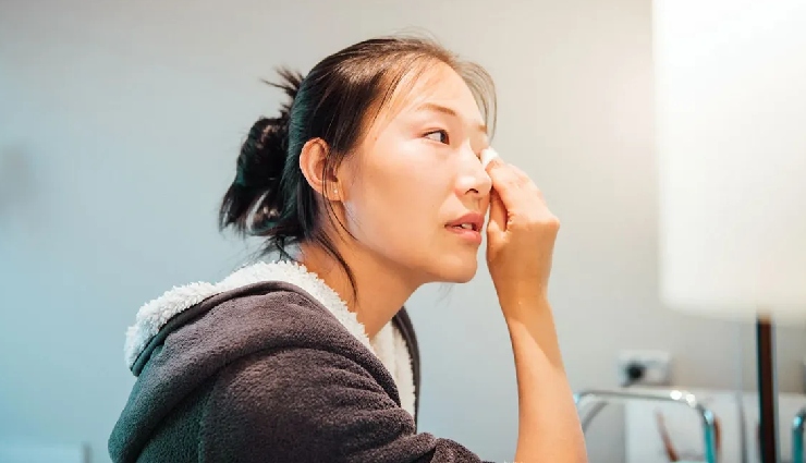 coconut milk beauty benefits,homemade coconut milk,natural skincare,soft skin remedies,glowing skin tips,chemical-free skincare,coconut milk face pack,diy beauty treatments,natural face masks,coconut milk for skin,skincare with honey and sandalwood,nourishing face packs