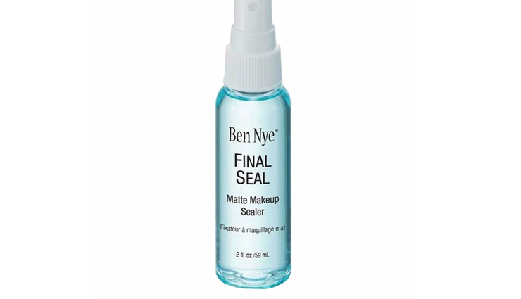 makeup pieces every woman must own,must have makeup things,makeup kit essentials,beauty tips,beauty hacks