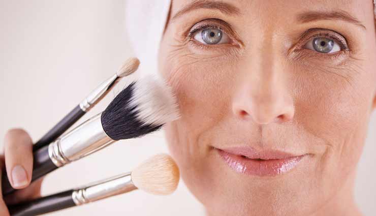 मेकअप से जुड़ी ये गलतियां आपके लुक पर पड़ सकती है भारी