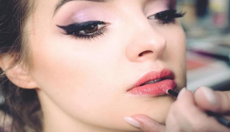 beauty tips,beauty tips in hindi,makeup tips,monsoon makeup tips