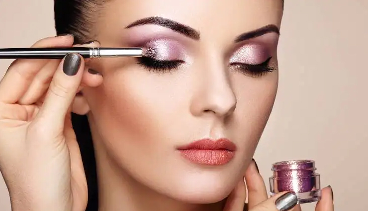 want to get attractive and best look in winter,keep your makeup like this,beauty tips,beauty hacks