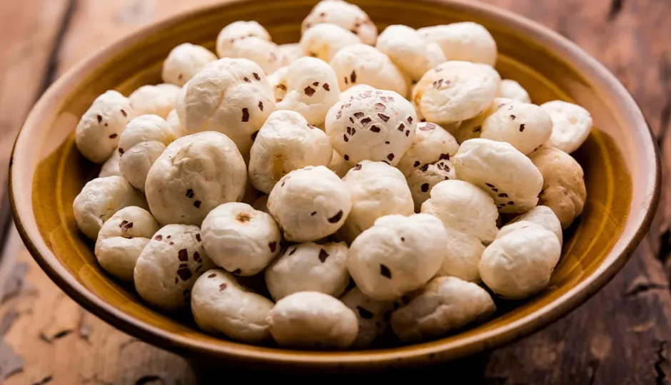 मखाना रबड़ी : बाहर से मिठाई लाने के बजाय घर पर बनाएं यह बेहतरीन डिश, सेहत के लिए है फायदेमंद #Recipe makhana rabdi,makhana rabdi sweet dish,makhana rabdi home,makhana rabdi ingredients,makhana rabdi recipe,makhana rabdi healthy,makhana rabdi tasty,makhana rabdi delicious,makhana rabdi calcium