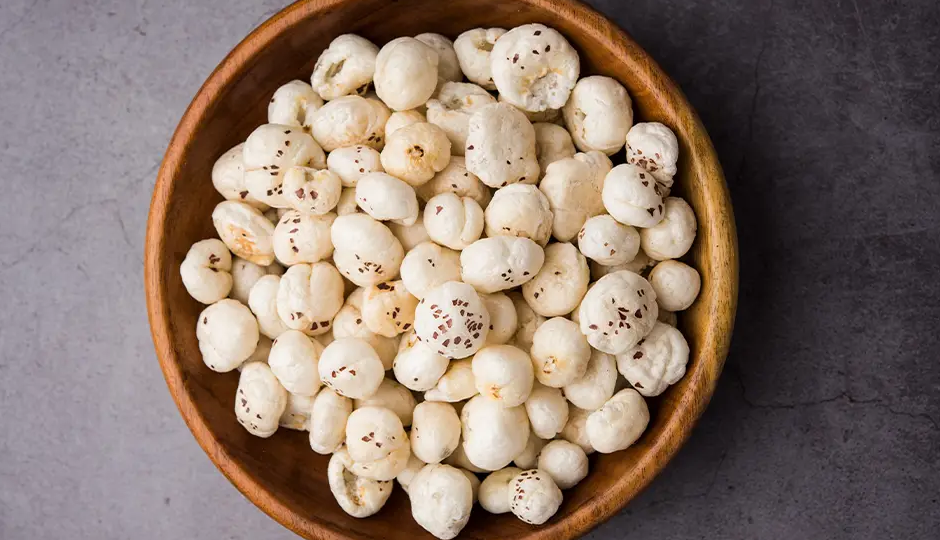 मखाना नमकीन : झटपट तैयार हो जाती है यह चटपटी चीज, इसके साथ करें छुट्टी का मजा दोगुना #Recipe makhana namkeen,makhana namkeen ingredients,makhana namkeen recipe,makhana namkeen spicy dish,makhana namkeen tasty,makhana namkeen delicious,makhana namkeen holiday