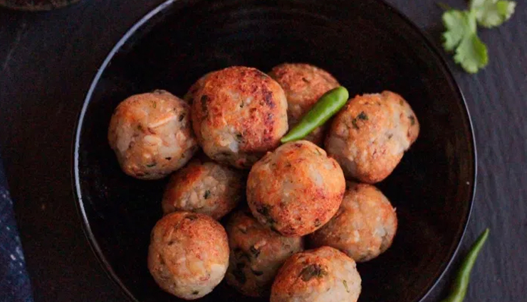 aloo makhana and kaju cutlets,easy to make recipes,snacks recipes,hunger struck,food,cutlets recipe