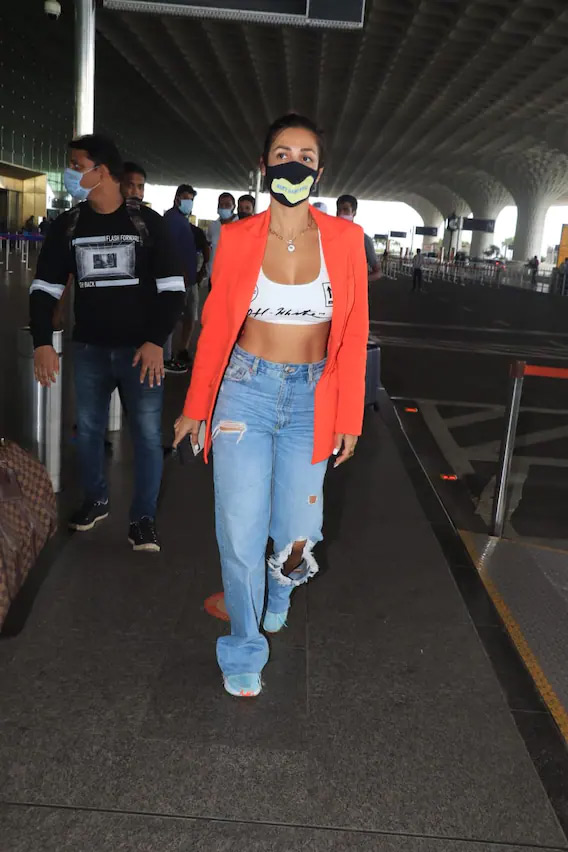 malaika arora,spotted,malaika arora spotted,malaika arora hot photos,malaika arora bold photos,malaika arora looks,entertainment