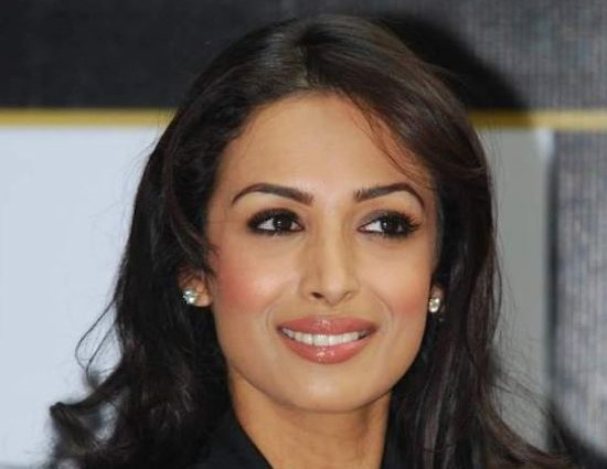 PICS - Malaika Arora Twrils in Her New SIZZLING LOOKS