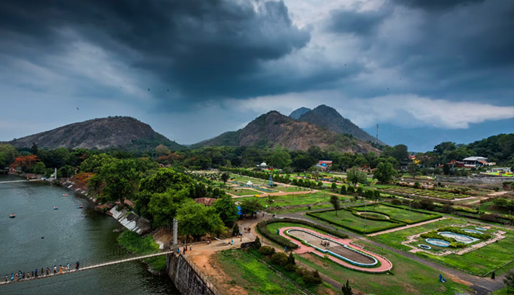 road trip from coimbatore,best road trip destinations near coimbatore,coimbatore road trip places,one-day road trips from coimbatore,scenic road trips from coimbatore,nature road trips near coimbatore,adventure getaways from coimbatore,historical road trip destinations near coimbatore,hill stations near coimbatore for road trips,weekend getaways from coimbatore